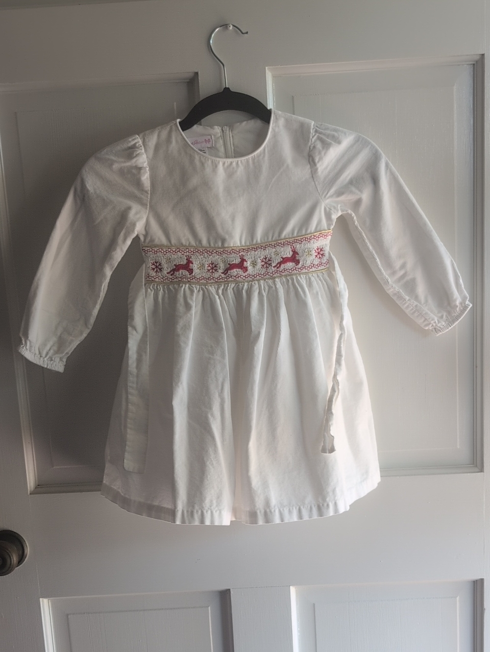 Bonnie JEAN White Smocked Long-Sleeve Dress with Red Embroidery